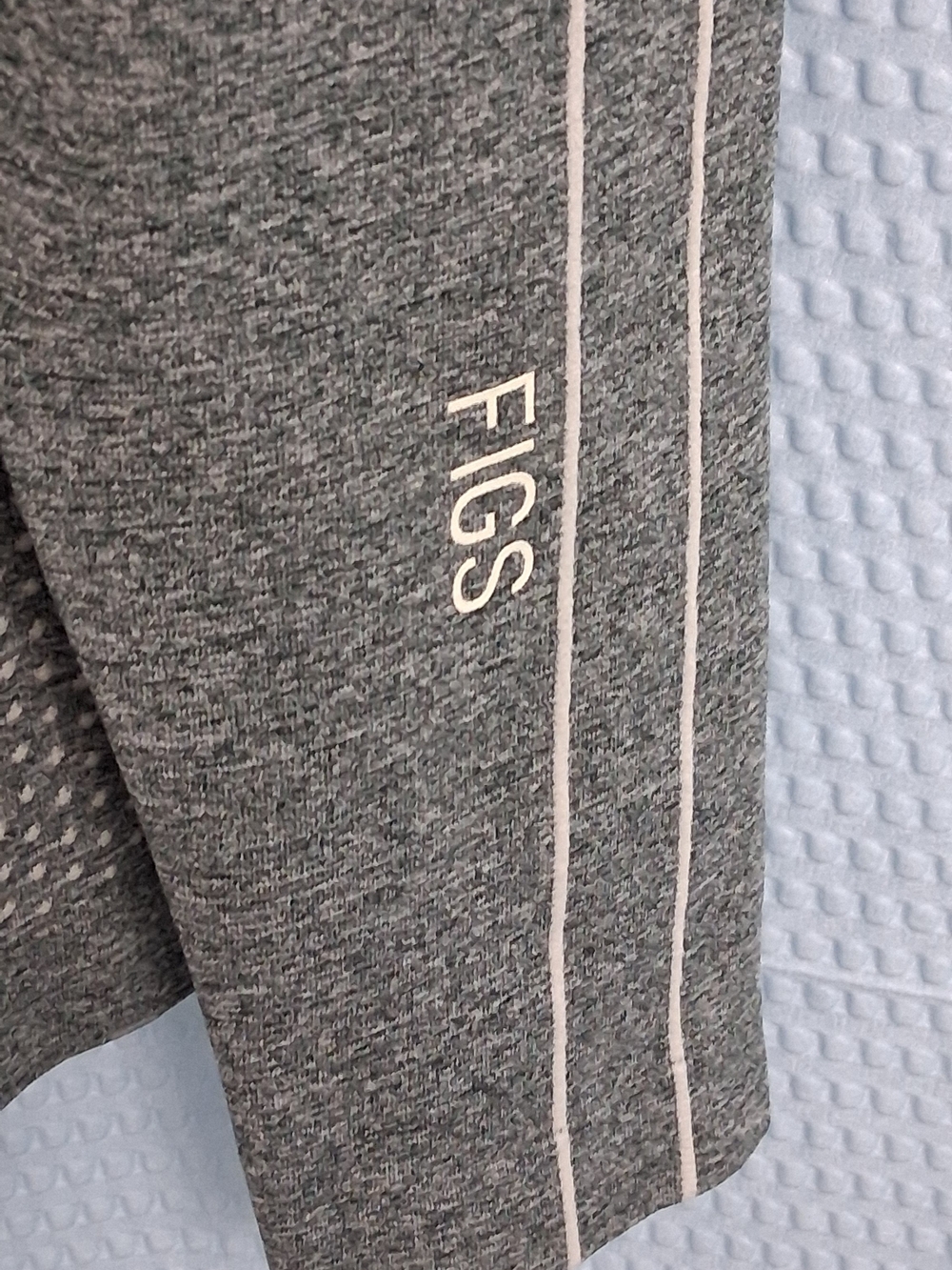 Figs Womens Green Crewneck Sweater with Contrast Piping - Picture 3 of 5